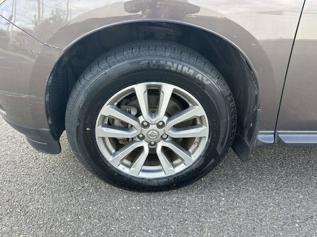 2015 Nissan Pathfinder SV