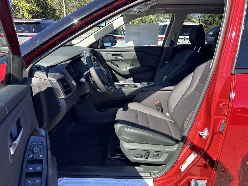 2027 Nissan Rogue Dark Armor™