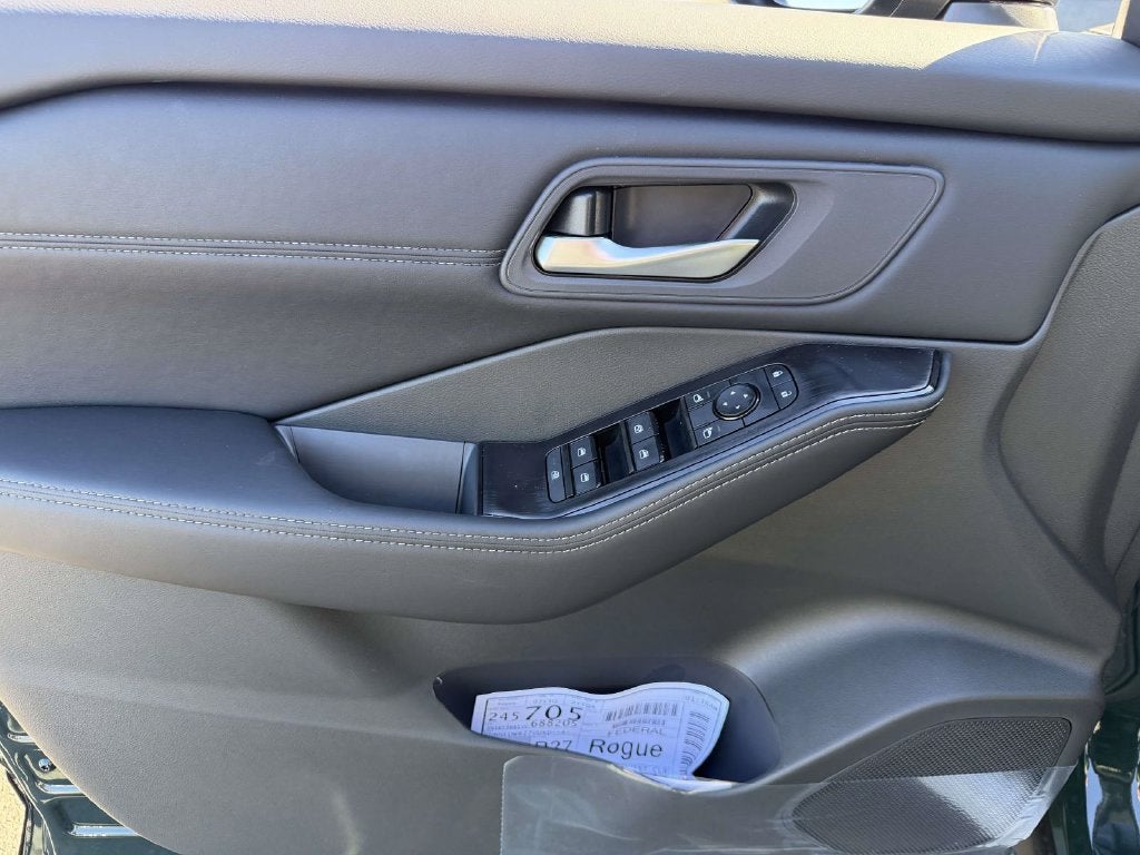2027 Nissan Rogue Dark Armor™