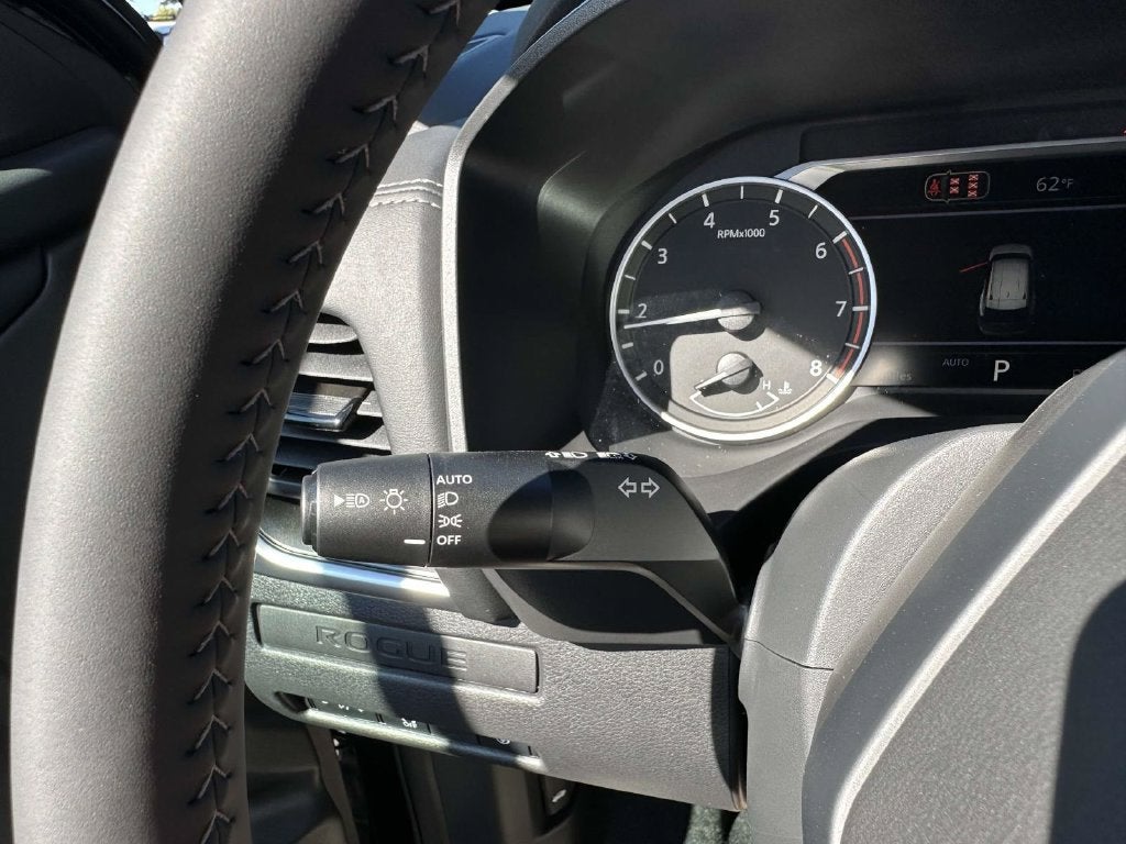 2027 Nissan Rogue SV
