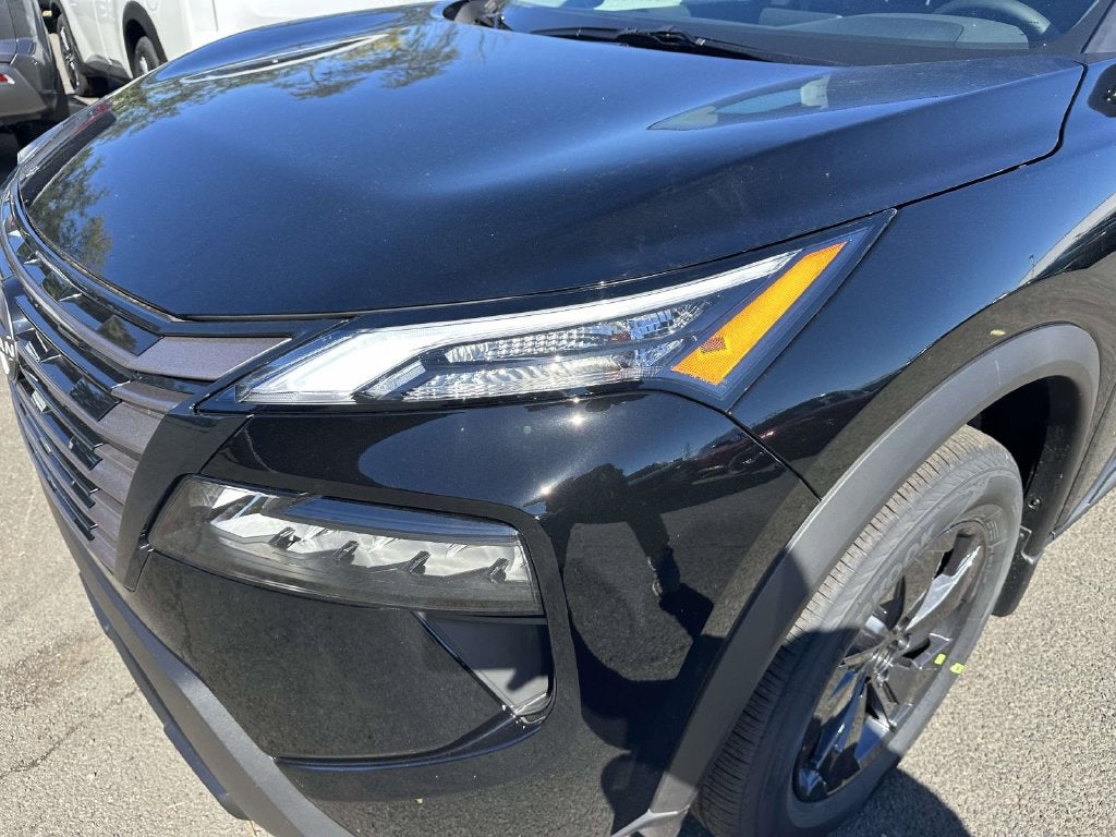 2027 Nissan Rogue SV