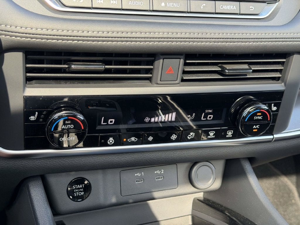 2026 Nissan Rogue Dark Armor