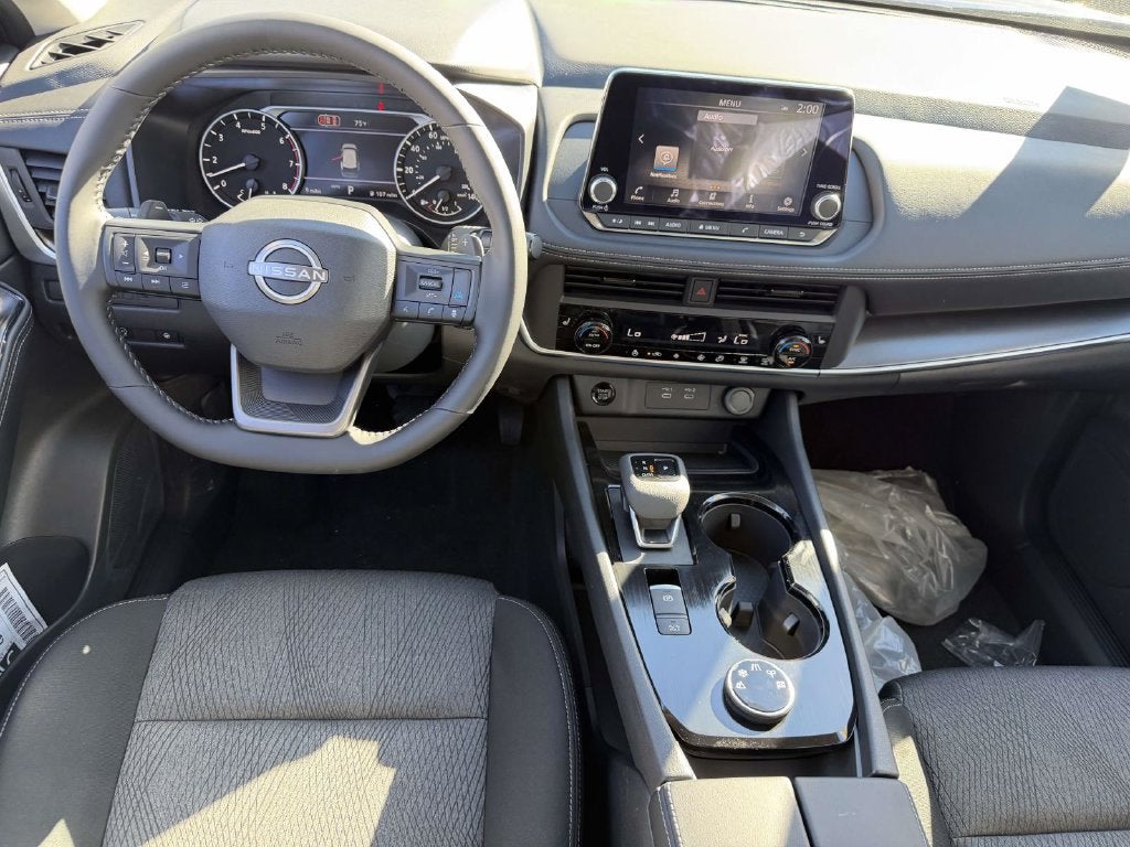2027 Nissan Rogue SV