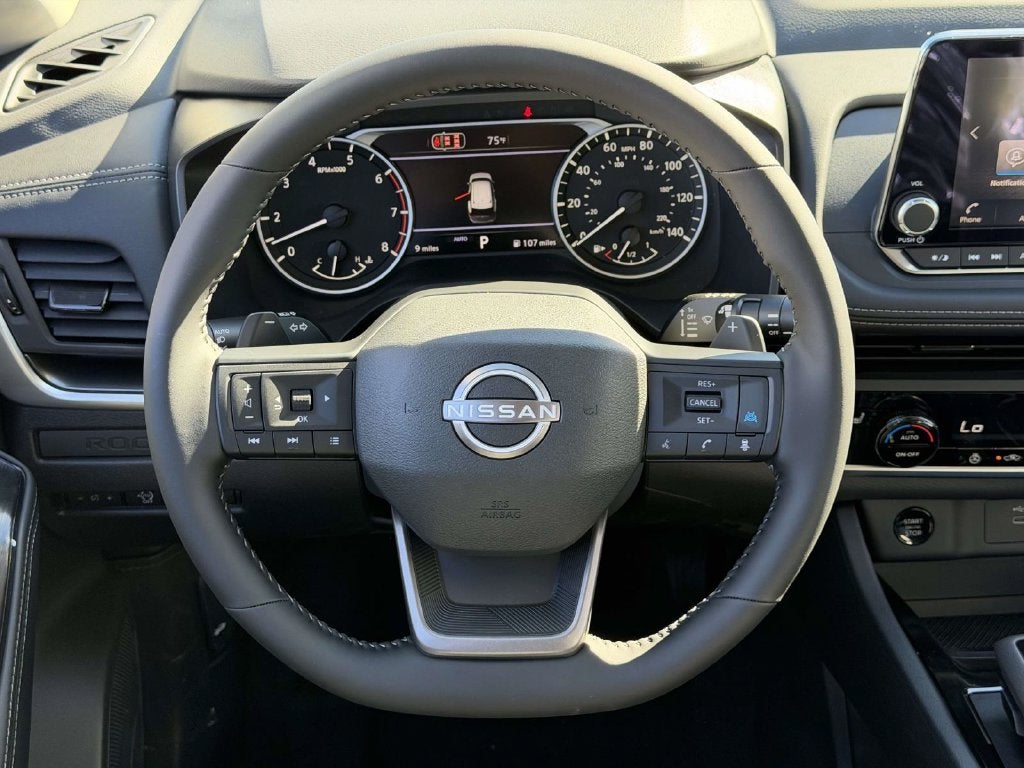 2027 Nissan Rogue SV
