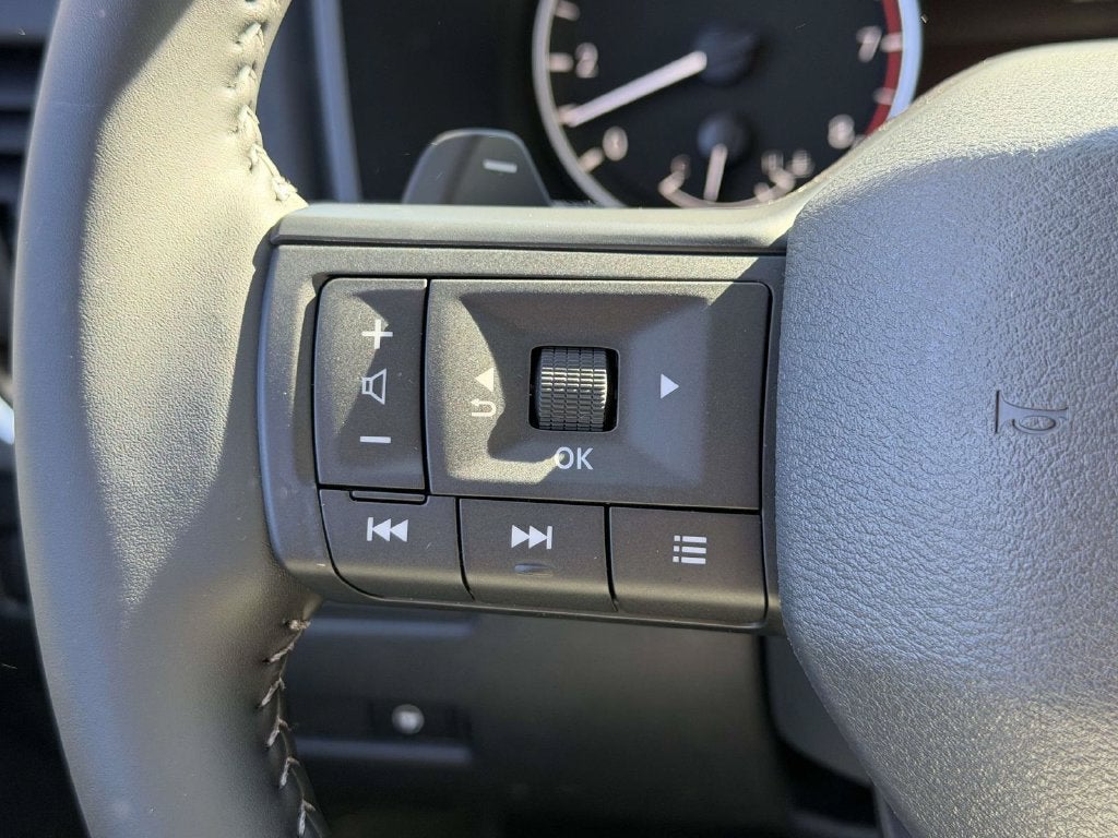 2027 Nissan Rogue SV