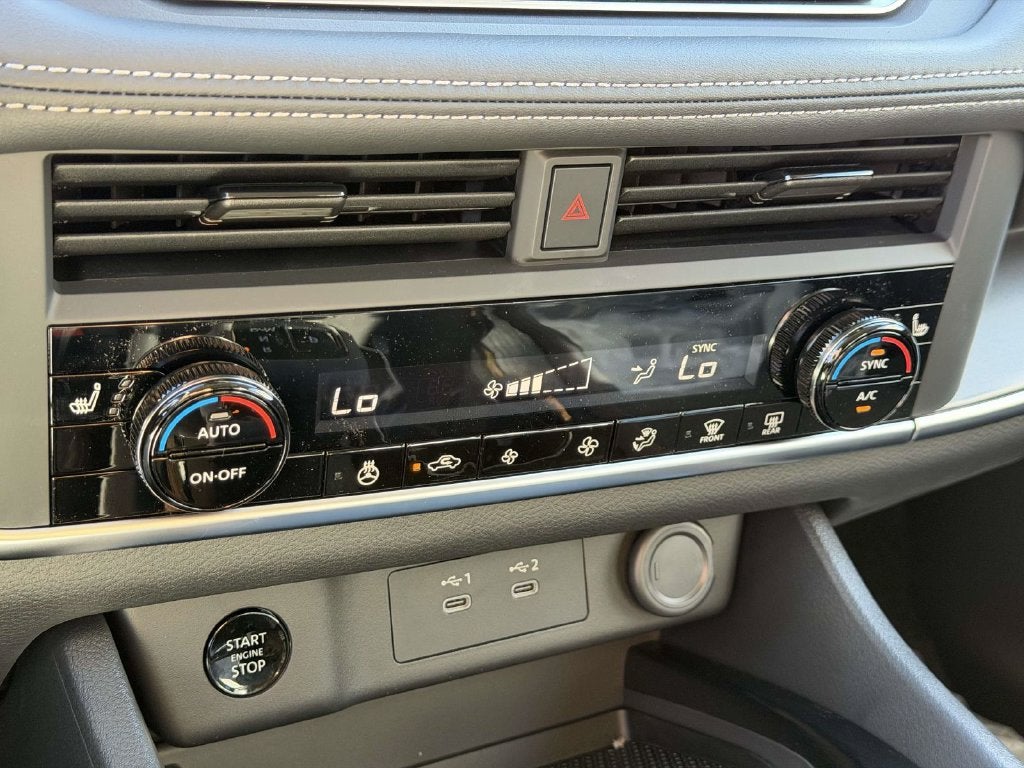 2027 Nissan Rogue SV