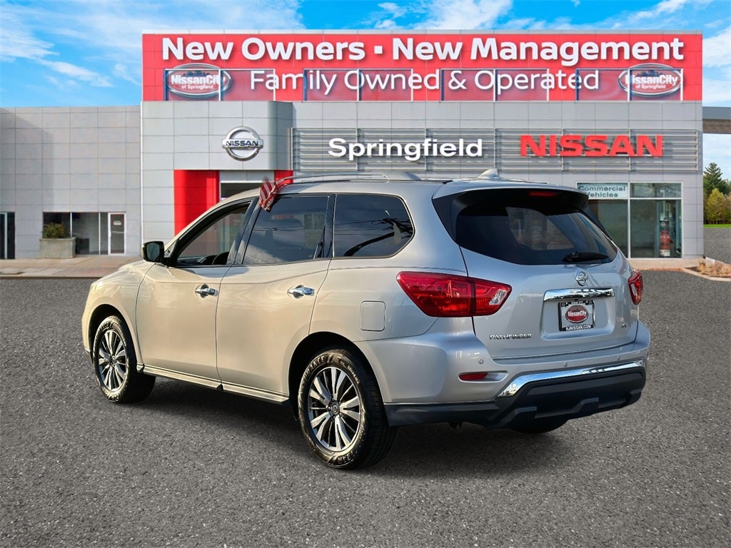 2019 Nissan Pathfinder SV