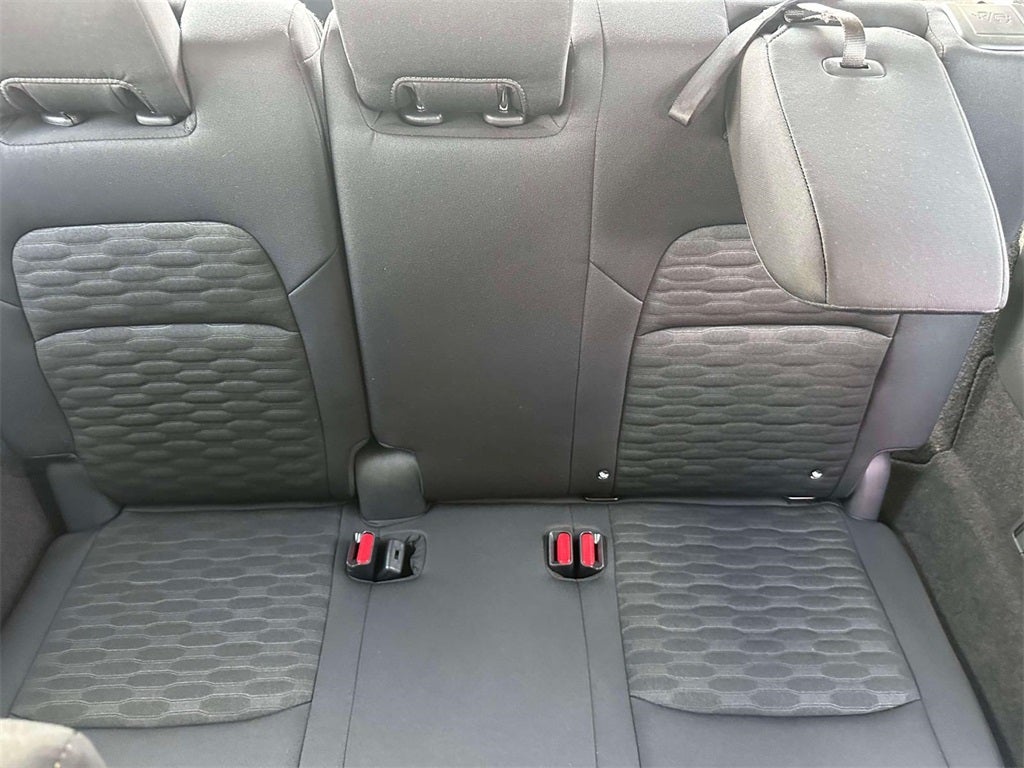 2025 Nissan Pathfinder S