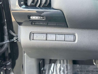 2025 Nissan Pathfinder S