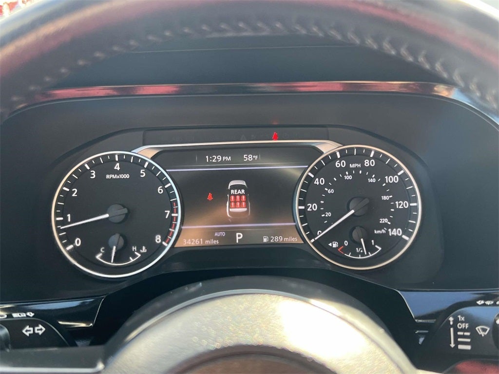 2024 Nissan Pathfinder SV