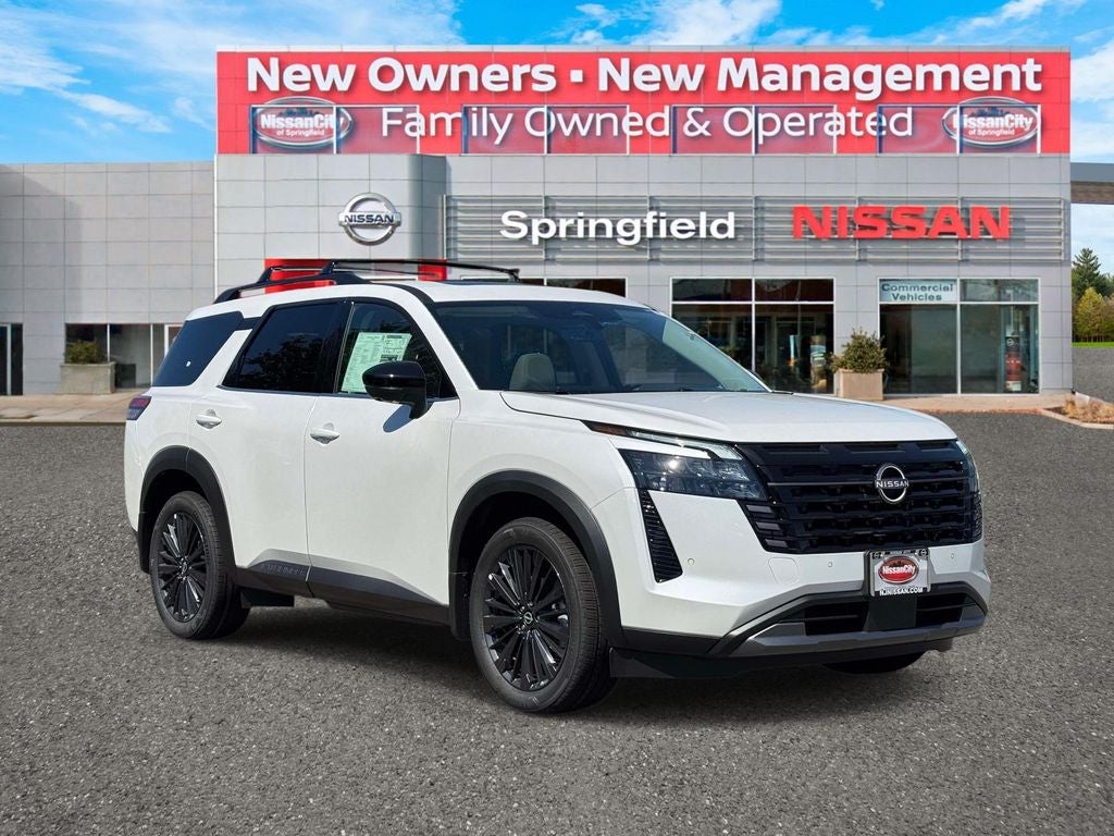 2026 Nissan Pathfinder SL