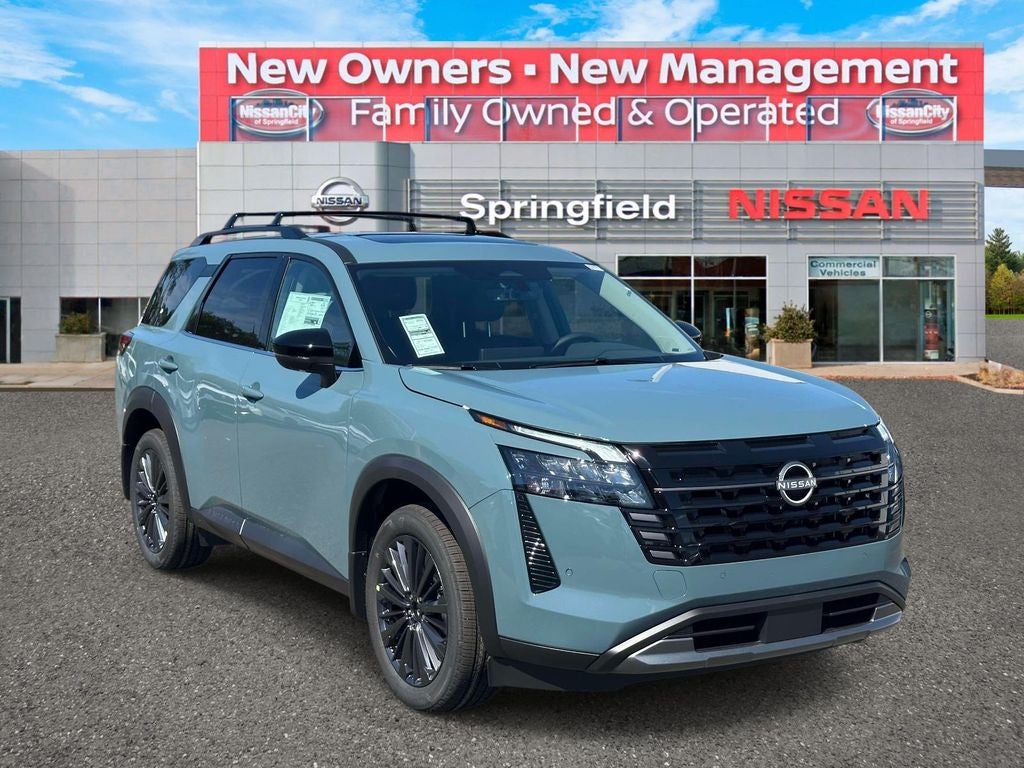 2026 Nissan Pathfinder SL
