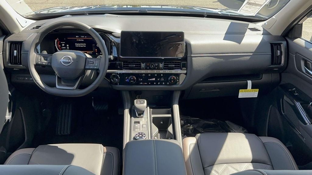 2026 Nissan Pathfinder Platinum