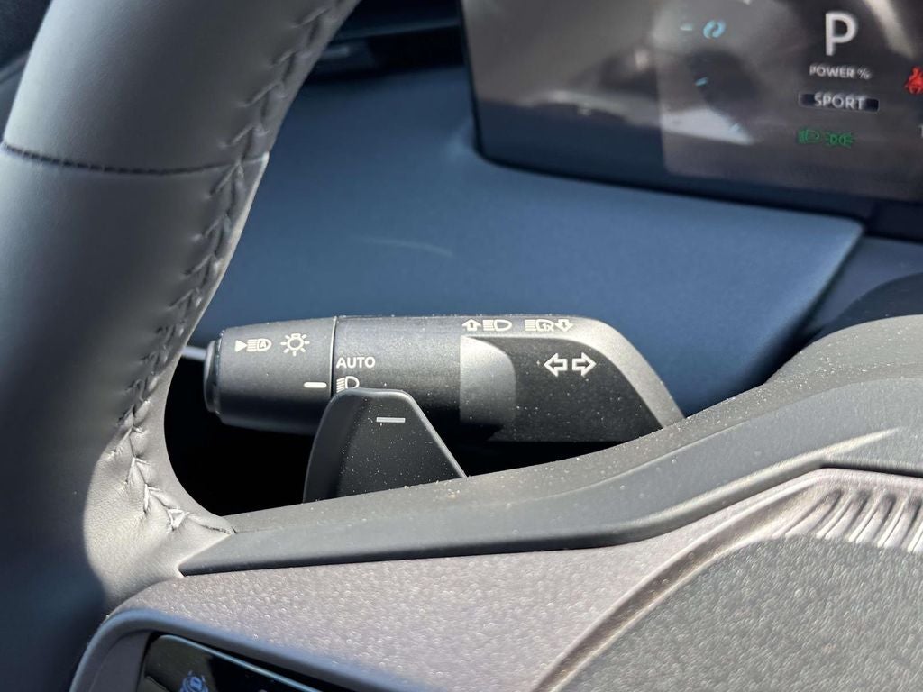 2026 Nissan LEAF Platinum+