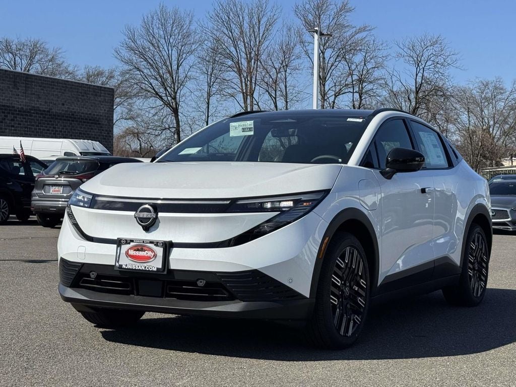 2026 Nissan LEAF Platinum+