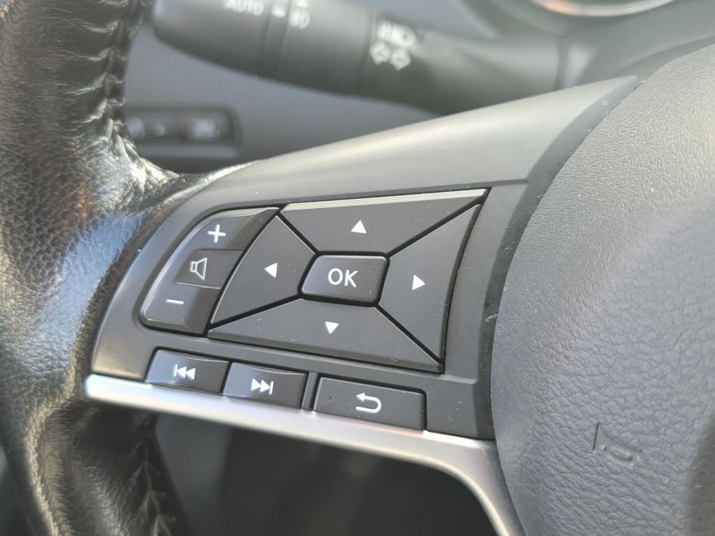 2022 Nissan Rogue Sport SV