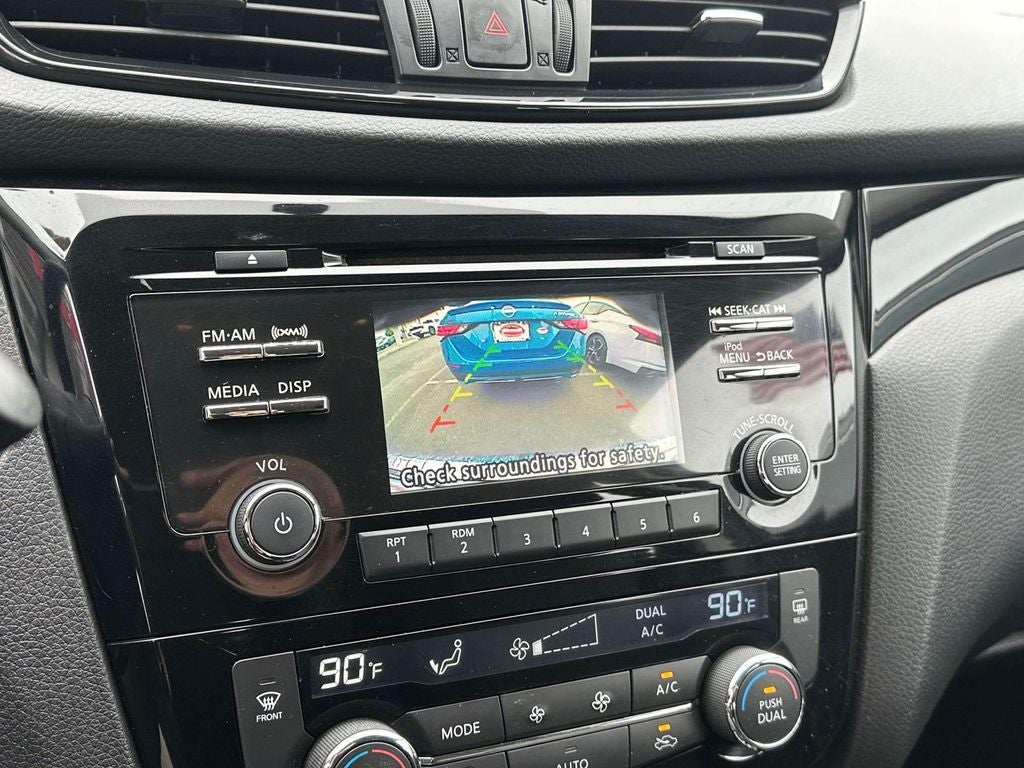 2017 Nissan Rogue Sport SV