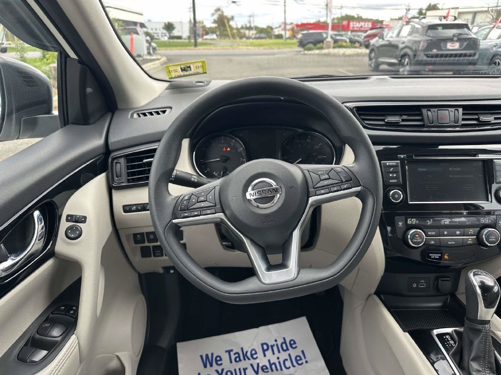 2020 Nissan Rogue Sport SV