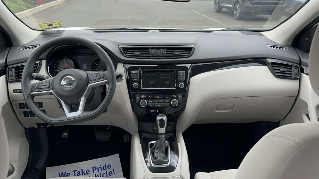 2020 Nissan Rogue Sport SV