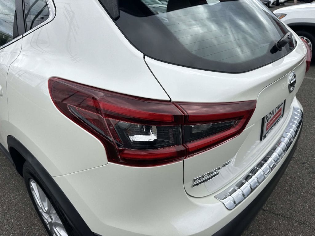 2020 Nissan Rogue Sport SV