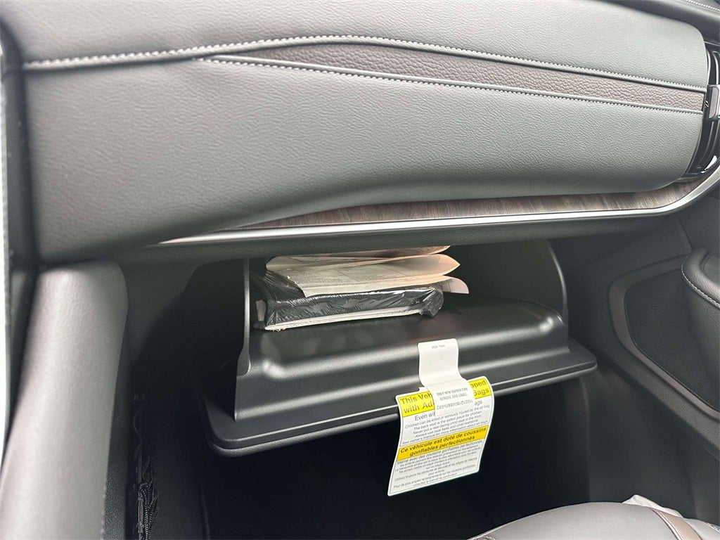 2025 Nissan Armada SL