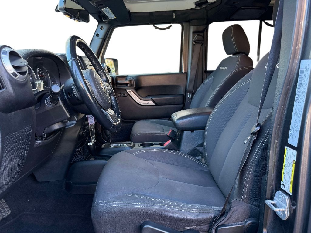 2018 Jeep Wrangler JK Unlimited Sahara