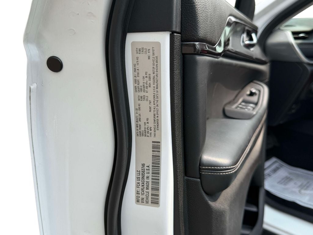 2022 Jeep Grand Cherokee L Laredo