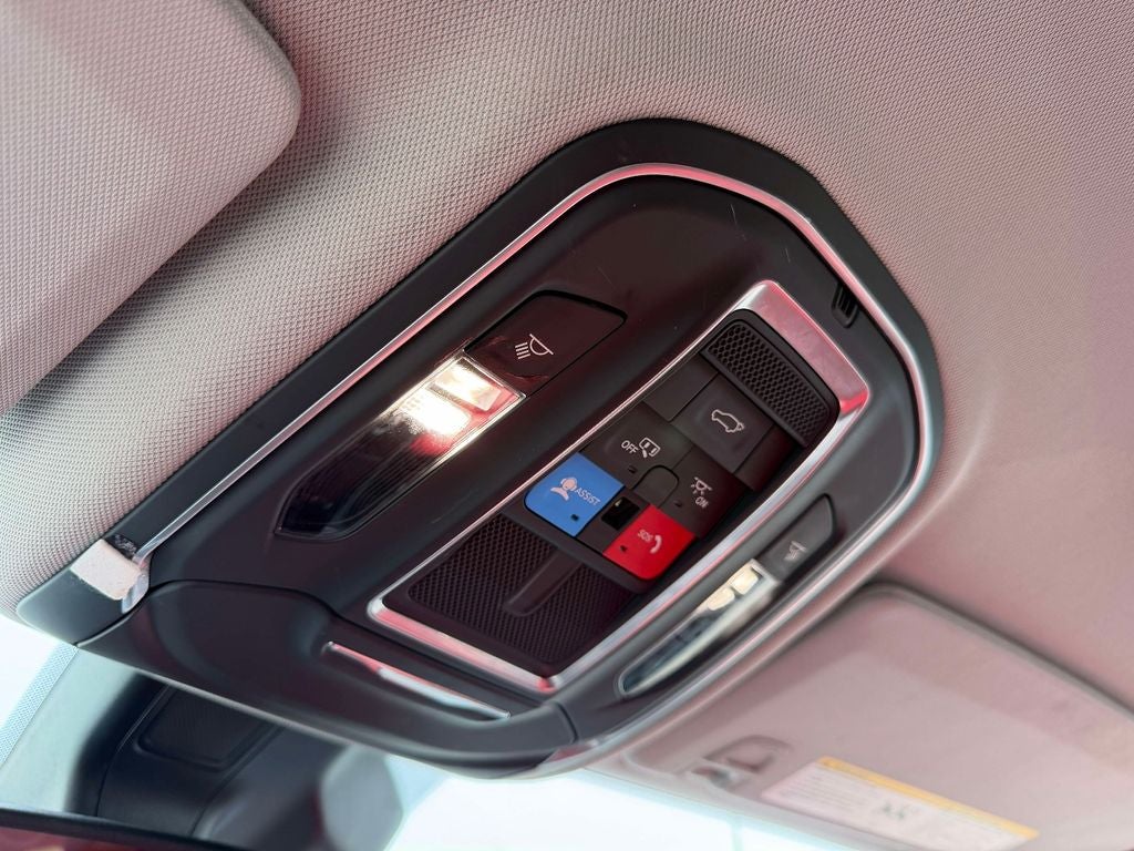 2022 Jeep Grand Cherokee L Laredo
