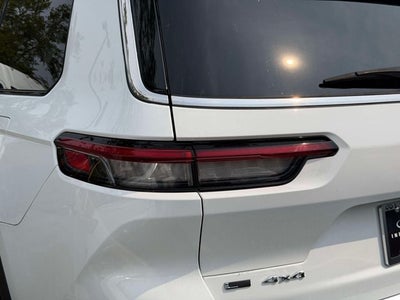 2022 Jeep Grand Cherokee L Laredo