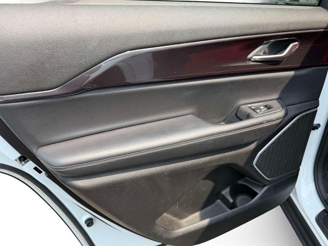 2022 Jeep Grand Cherokee L Laredo