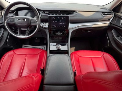 2022 Jeep Grand Cherokee L Laredo