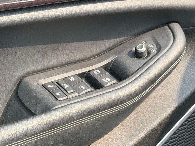 2022 Jeep Grand Cherokee L Laredo