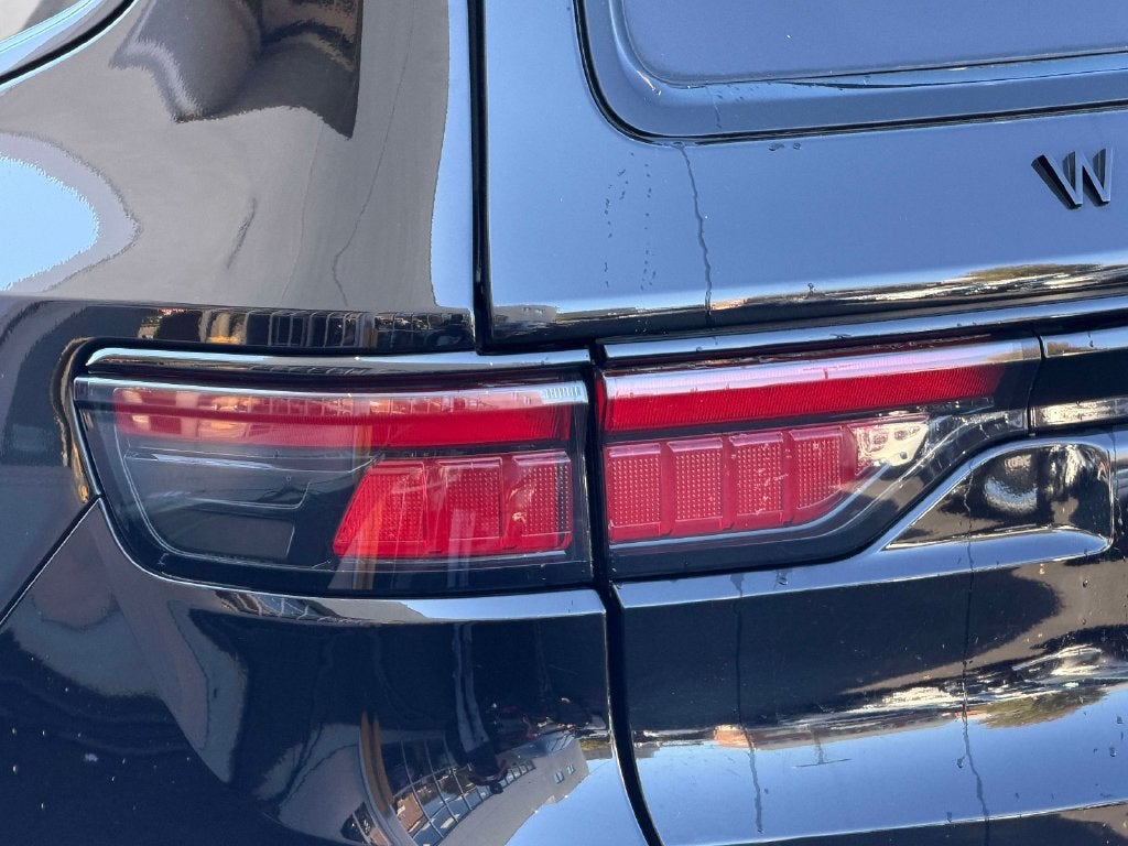 2023 Jeep Wagoneer Series II