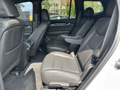 2023 Cadillac XT6 Premium Luxury