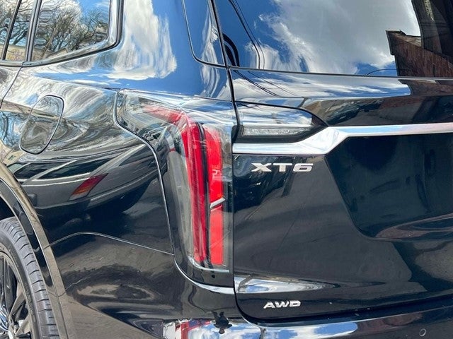 2023 Cadillac XT6 Sport