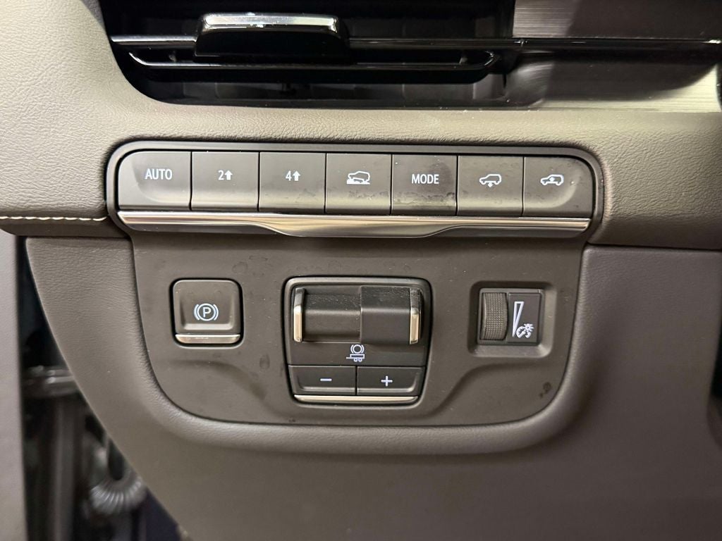 2024 Cadillac Escalade Sport
