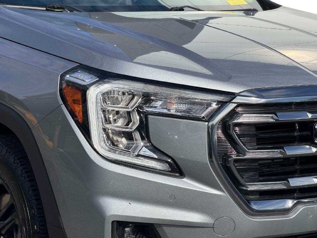 2024 GMC Terrain AT4