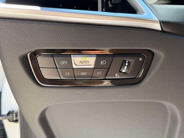 2025 BMW 2 Series 230i xDrive