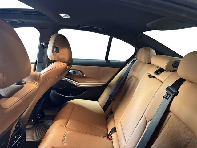 2023 BMW 3 Series 330i xDrive