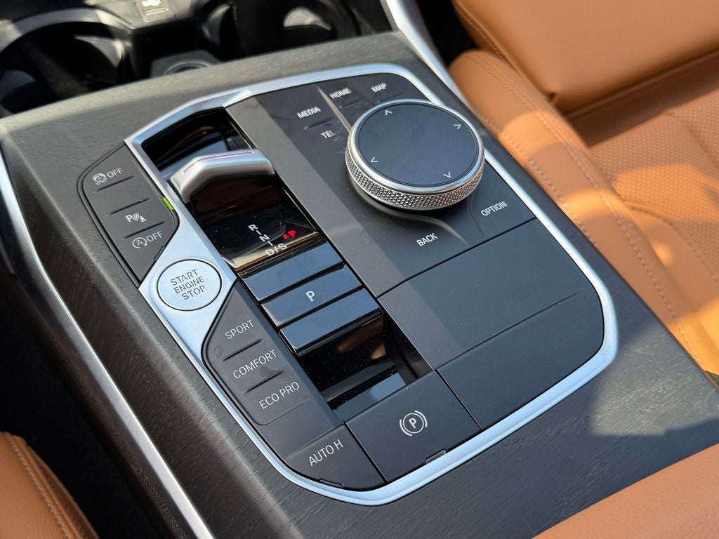 2024 BMW 3 Series 330i xDrive