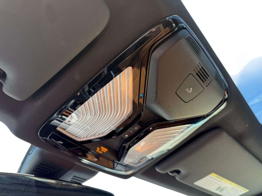 2024 BMW 3 Series 330i xDrive