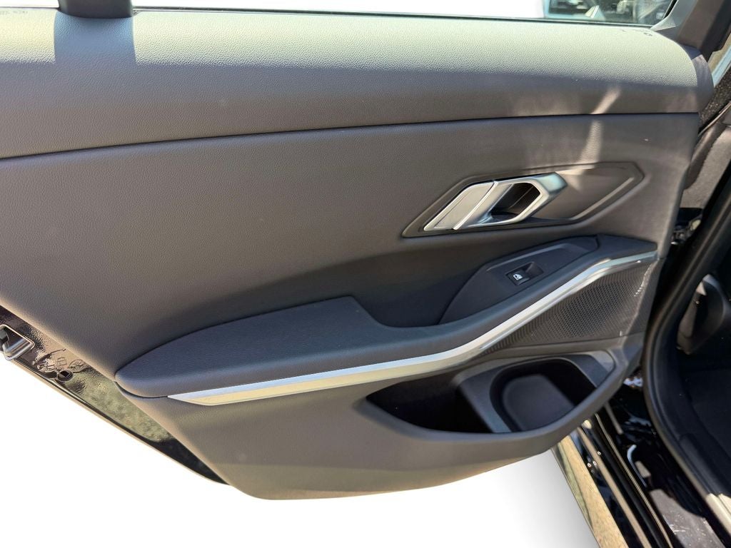 2023 BMW 3 Series 330i xDrive