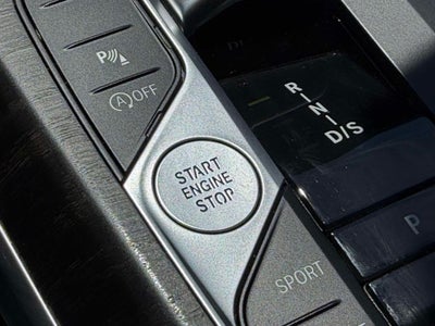2023 BMW 3 Series 330i xDrive