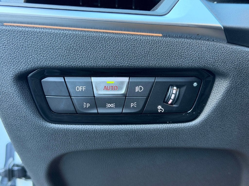 2024 BMW 3 Series 330i xDrive