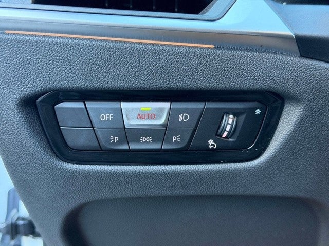 2024 BMW 3 Series 330i xDrive