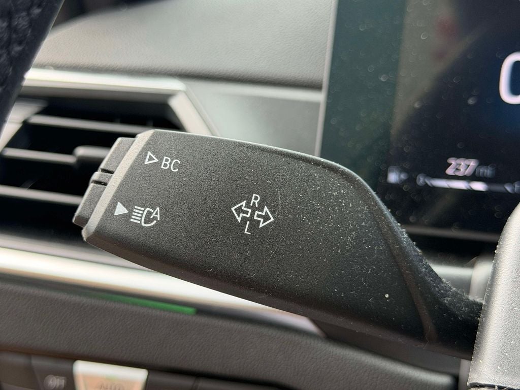 2023 BMW 3 Series 330i xDrive