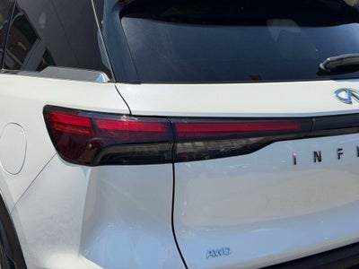 2025 INFINITI QX60 LUXE