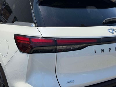 2025 INFINITI QX60 LUXE