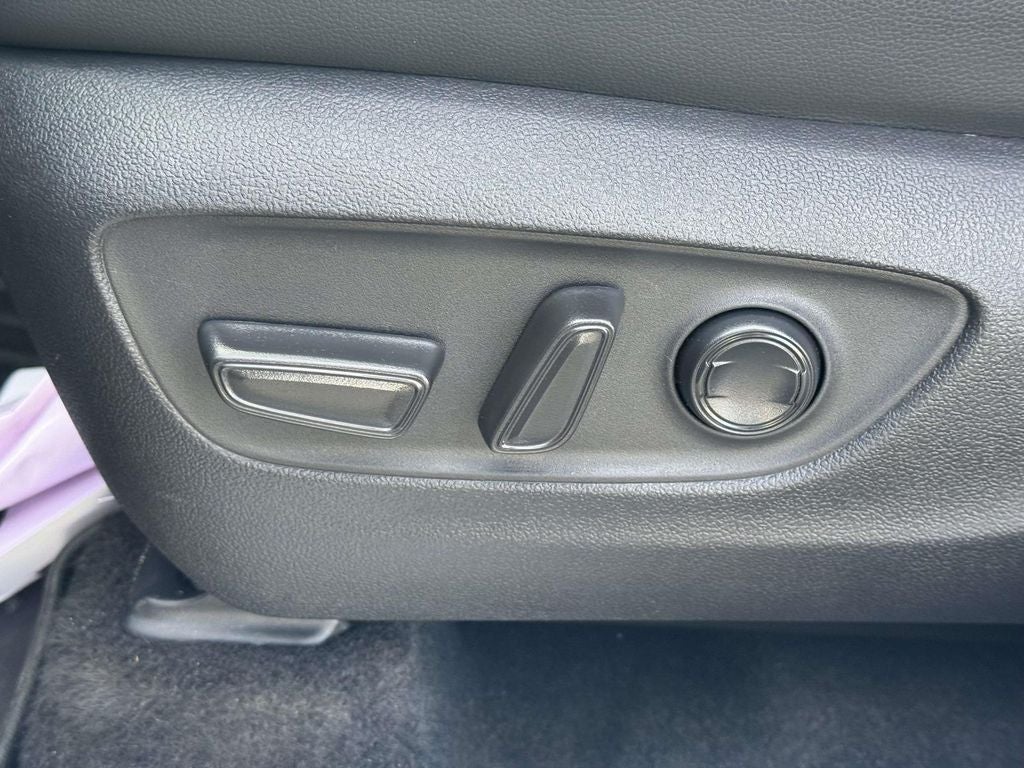 2025 Toyota Highlander Platinum