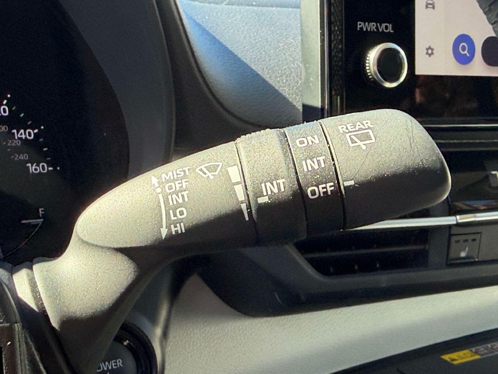 2026 Toyota Sienna XLE 8 Passenger